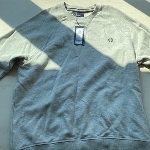Fred Perry Grey Crewneck size large